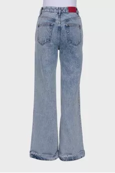 Light blue jeans with tag