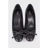 Black shoes with a bow