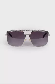 Sunglasses with rhinestones