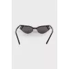 Sports style sunglasses