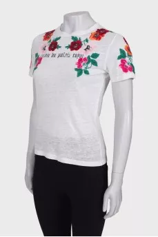 T-shirt with floral embroidery