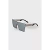 Rectangular sunglasses