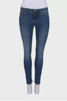 Blue jeans with tag