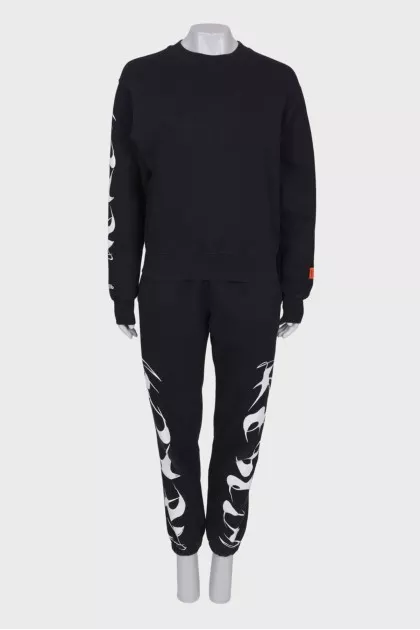 Tracksuit with abstract pattern
