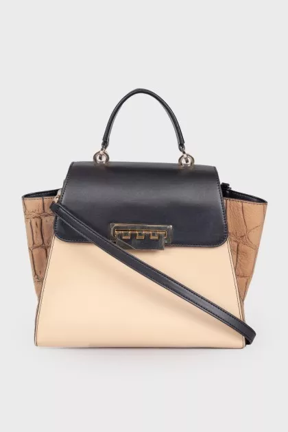 Trapezoidal bag in leather