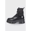 Monolith boots