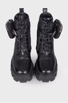 Monolith boots