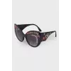 Black print sunglasses
