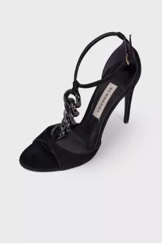 Замшевые босоножки с декором 