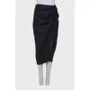 Linen skirt with slit
