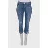 Cropped jeans with buttons
