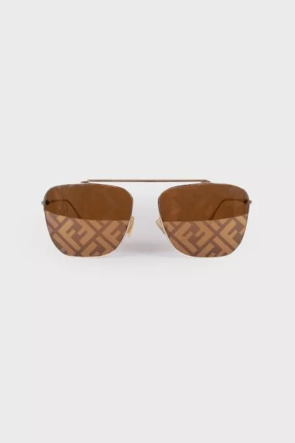 Brand coated sunglasses