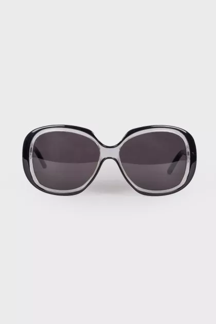 Black and white sunglasses
