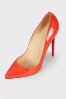 Orange leather pumps