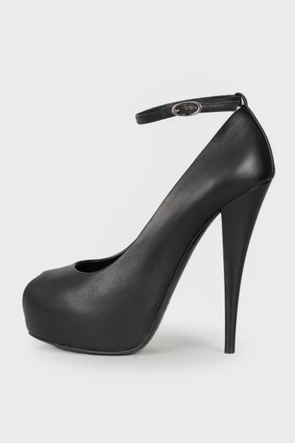 Peep-toe leather pumps
