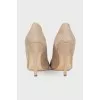 Combined beige shoes