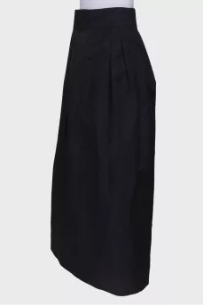 Black maxi skirt