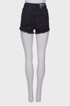 Black shorts with raw hem