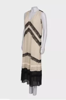 V-neck maxi dress