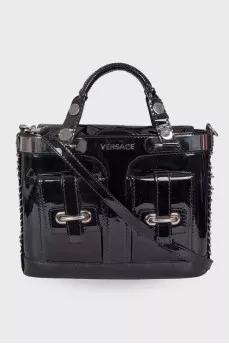 Lacquered bag with front pockets