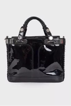 Lacquered bag with front pockets