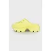 Light green massive slippers