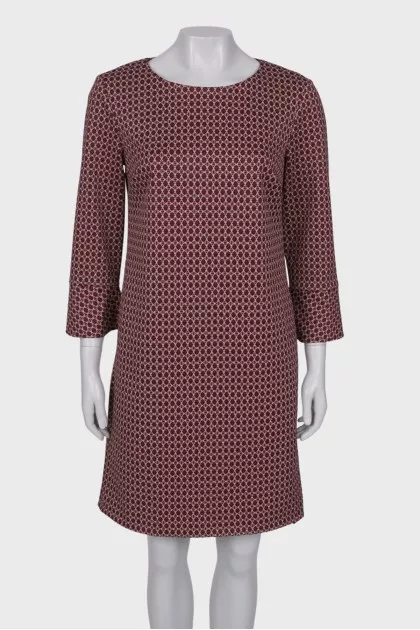 Dress with a straight fit print