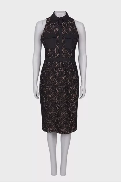 Sleeveless lace dress
