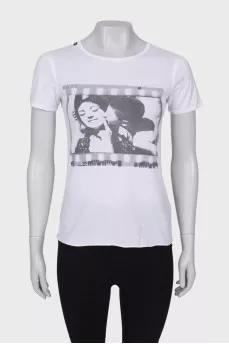 Raw seam T-shirt