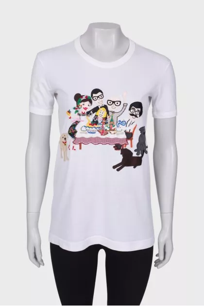 White T-shirt with patches