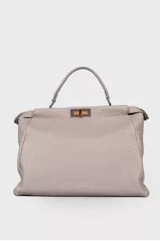 Bag Peekaboo