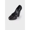 Embossed leather shoes