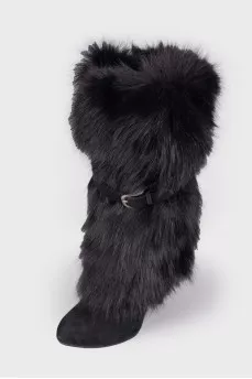 Boots with fur stiletto heels