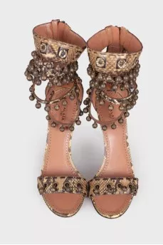 Leather sandals with bells
