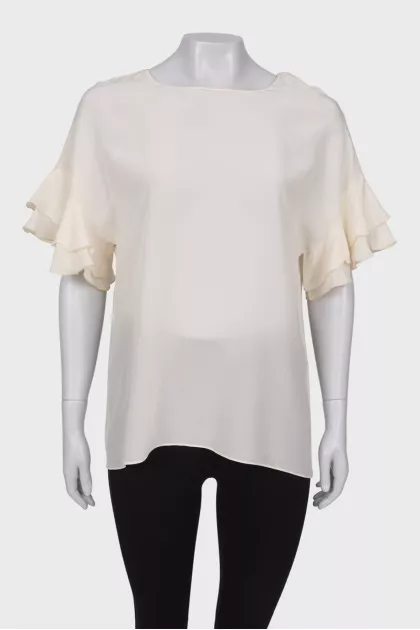 Milk blouse with ruffles