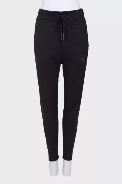 Black sweatpants