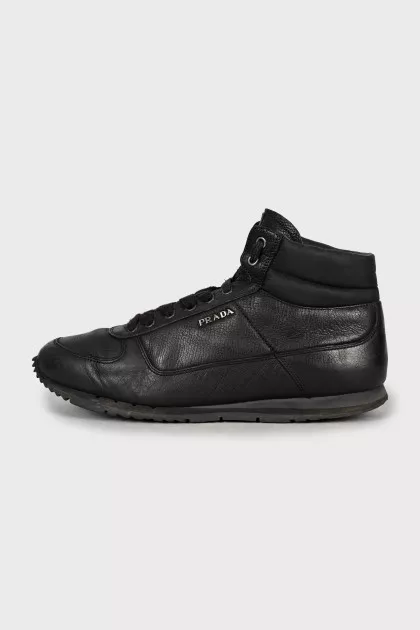 Men's leather boots