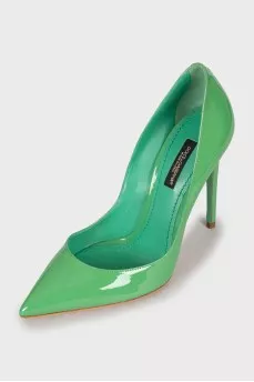 Green patent leather shoes