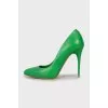 Green stiletto shoes 
