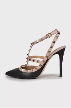 Rockstud leather shoes