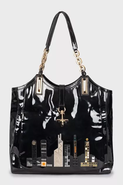 Patent bag with appliqué