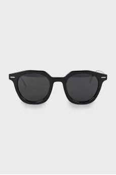 Sunglasses with metal temples