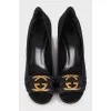 Textile shoes with brand logo