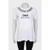 White T-shirt with brand logo