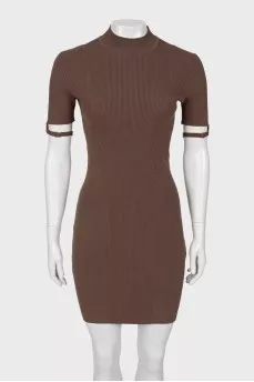 Short sleeve brown mini dress