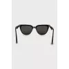 Sunglasses with long arms