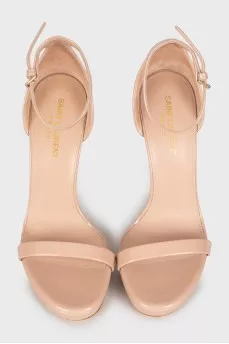 Beige patent leather sandals