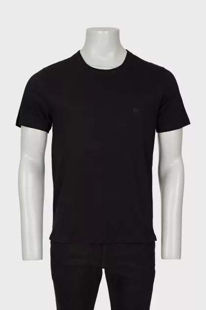 Men's black t-shirt