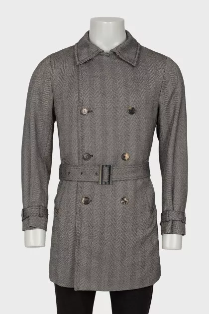 Men's trench coat on the belt