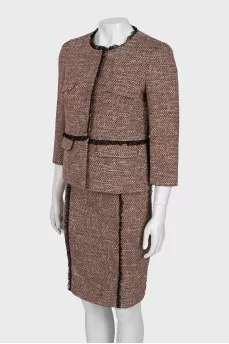 Tweed suit with skirt